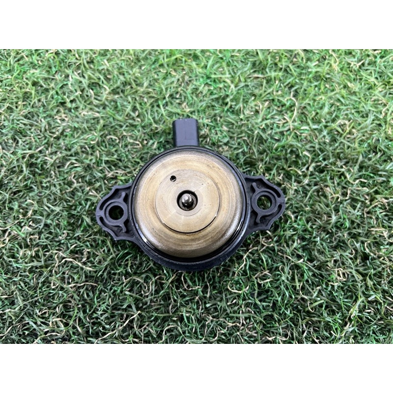 Клапан фазорегулятора (электрика двигателя) BMW 2-series F22 2015 2.0 11367593719