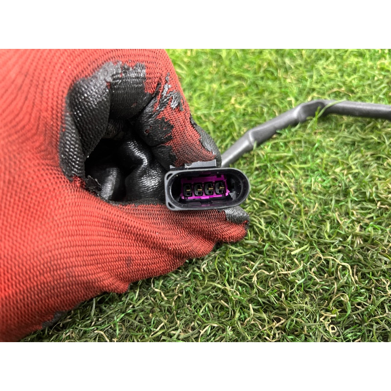 Лямбда зонд (электрика двигателя) AUDI A4 B9 2017 2.0 8K0906262F