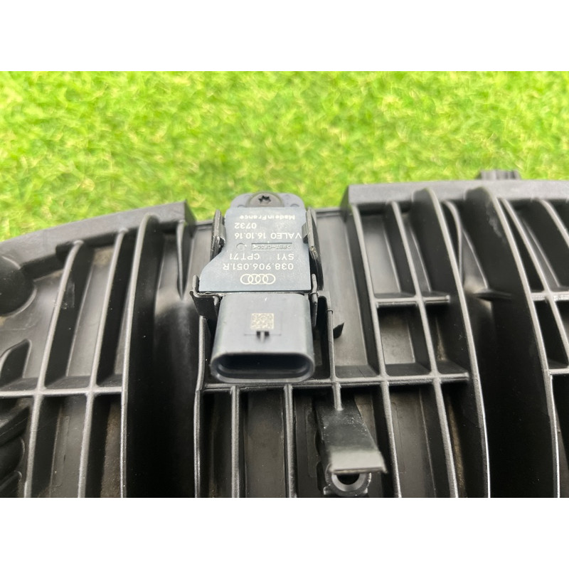 Коллектор впускной (впускная система) AUDI A4 B9 2017 2.0 06L133201DK