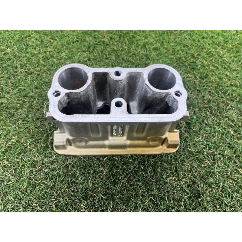 Вставка в гнездо свечи (двигатель и элементы) BMW 2-series F22 2015 2.0 11127595545