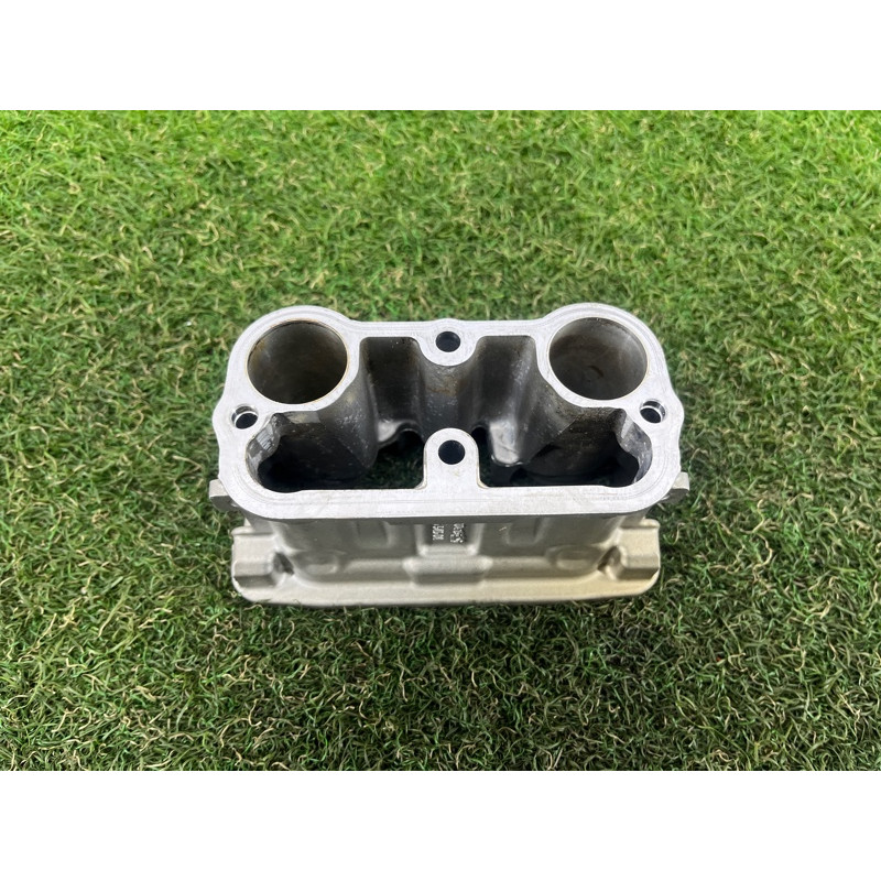 Вставка в гнездо свечи (двигатель и элементы) BMW 2-series F22 2015 2.0 11127595546