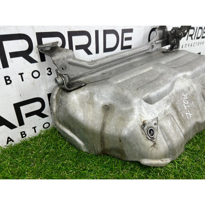 Защита коллектора (выпускная система) Volkswagen Touareg FL 2015 3.6 03H253035AD