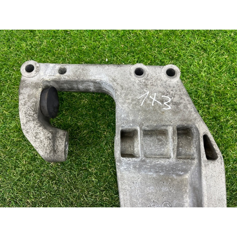 Кронштейн КПП (трансмісія) BMW X3 F25 2012 3.0 22316786567