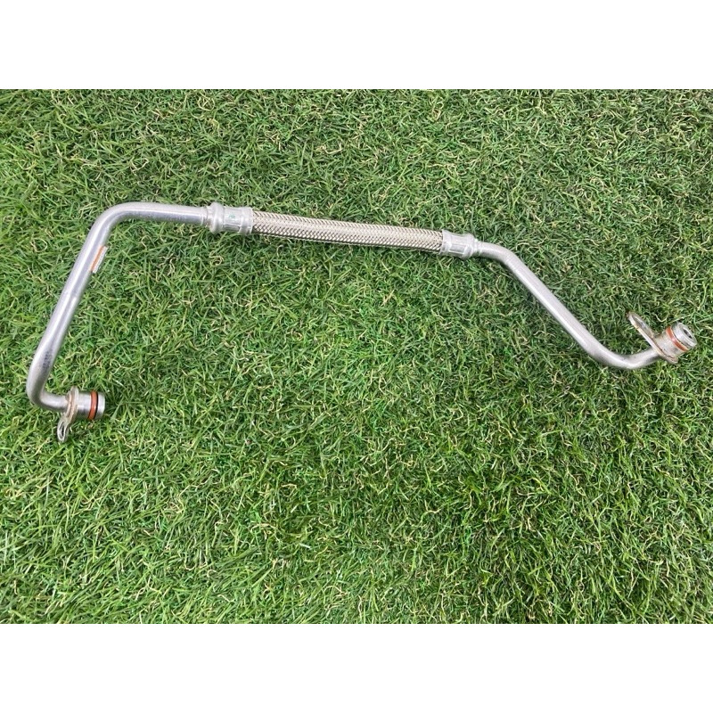 Трубка подачи масла в турбину (двигатель и элементы) AUDI A3 8V 2015 1.8 06K145778E