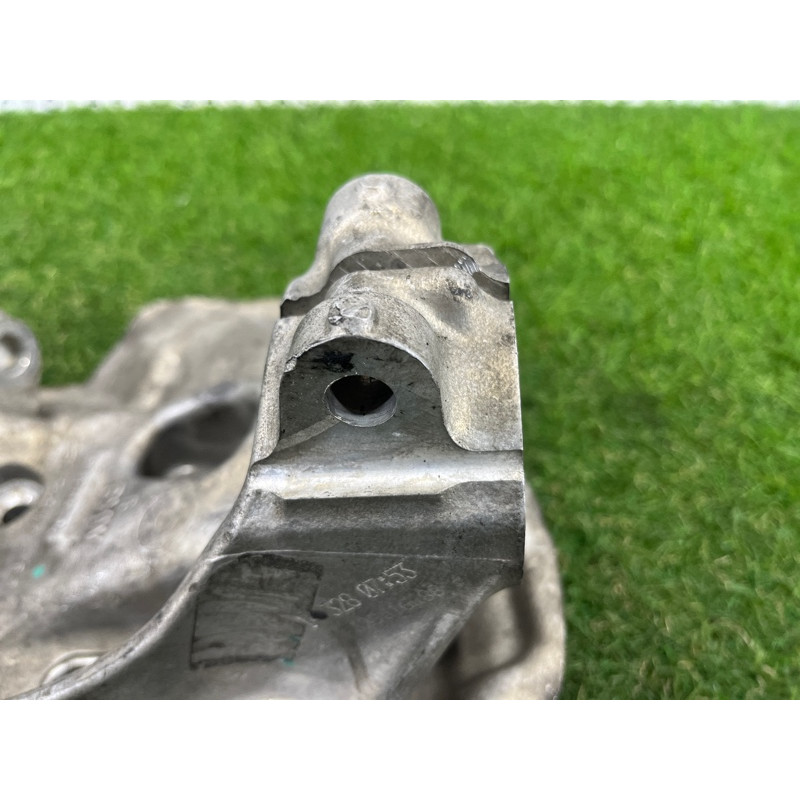 Поворотный кулак (подвеска) BMW 2-series F22 2015 2.0 31216792286