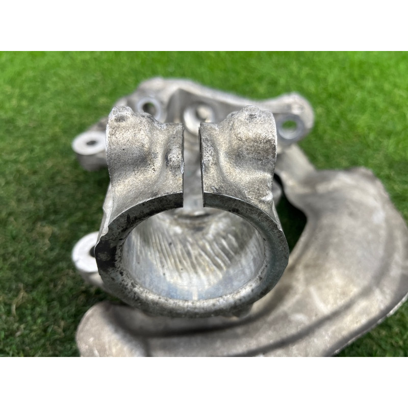 Поворотный кулак (подвеска) BMW 2-series F22 2015 2.0 31216792286