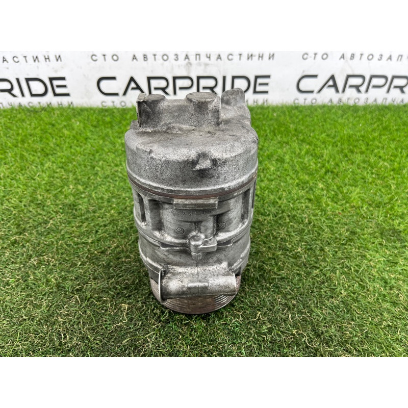 Компрессор кондиционера (отопление и кондиционирование) BMW X3 F25 2012 3.0 64529211496