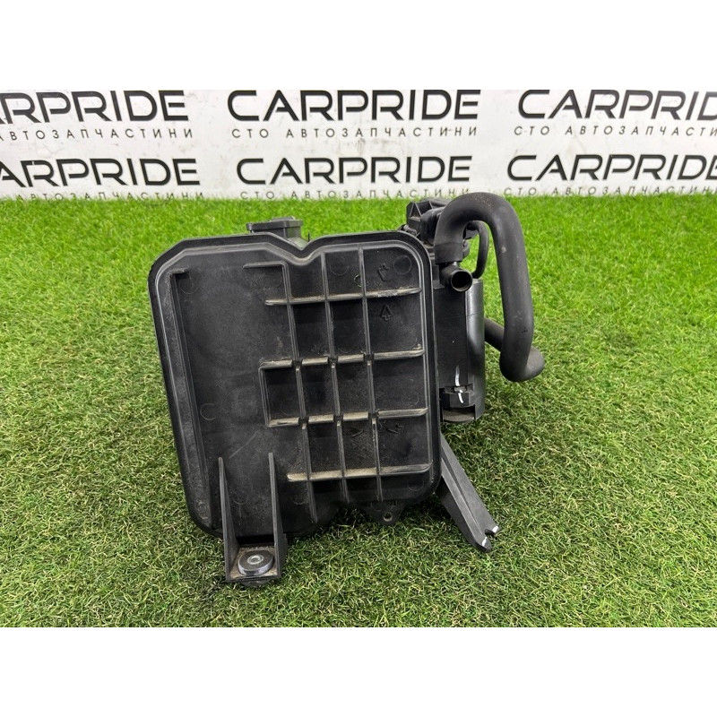 Абсорбер топливный (топливная система) Volkswagen Touareg FL 2015 3.6 7P0201801L