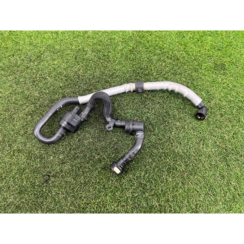 Клапан вентиляции топливного бака (топливная система) Volkswagen Touareg FL 2015 3.6 7P6133352C