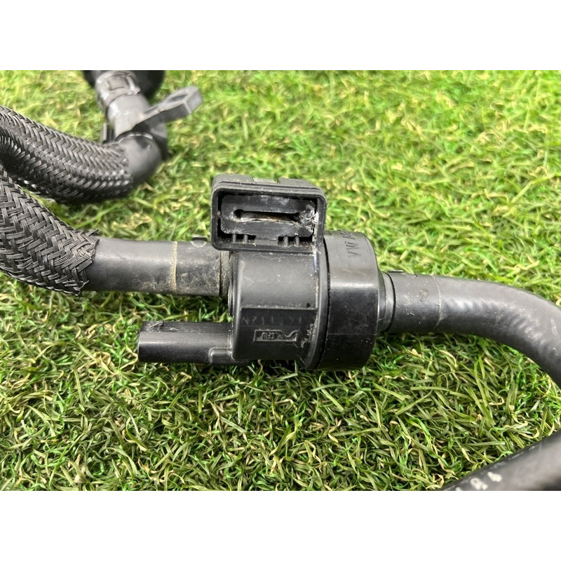 Клапан вентиляции топливного бака (топливная система) Volkswagen Touareg FL 2015 3.6 7P6133352C