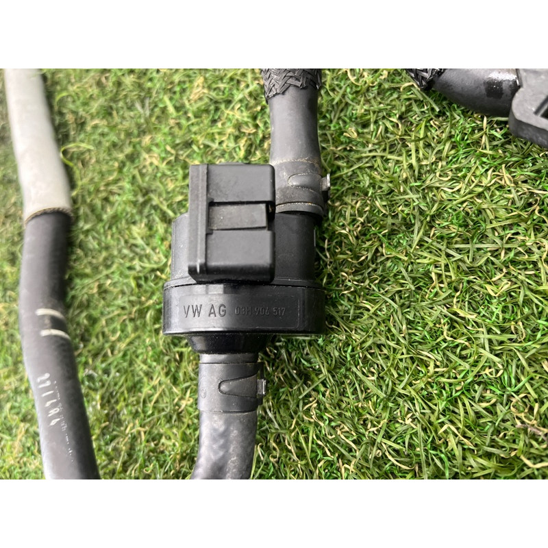 Клапан вентиляции топливного бака (топливная система) Volkswagen Touareg FL 2015 3.6 7P6133352C