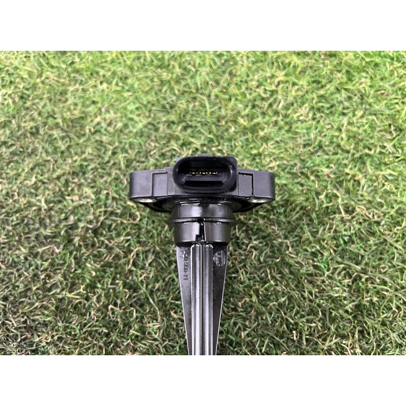 Датчик уровня масла (электрика двигателя) Volkswagen Amarok 2H 2012 2.0 tdi 03L907660B