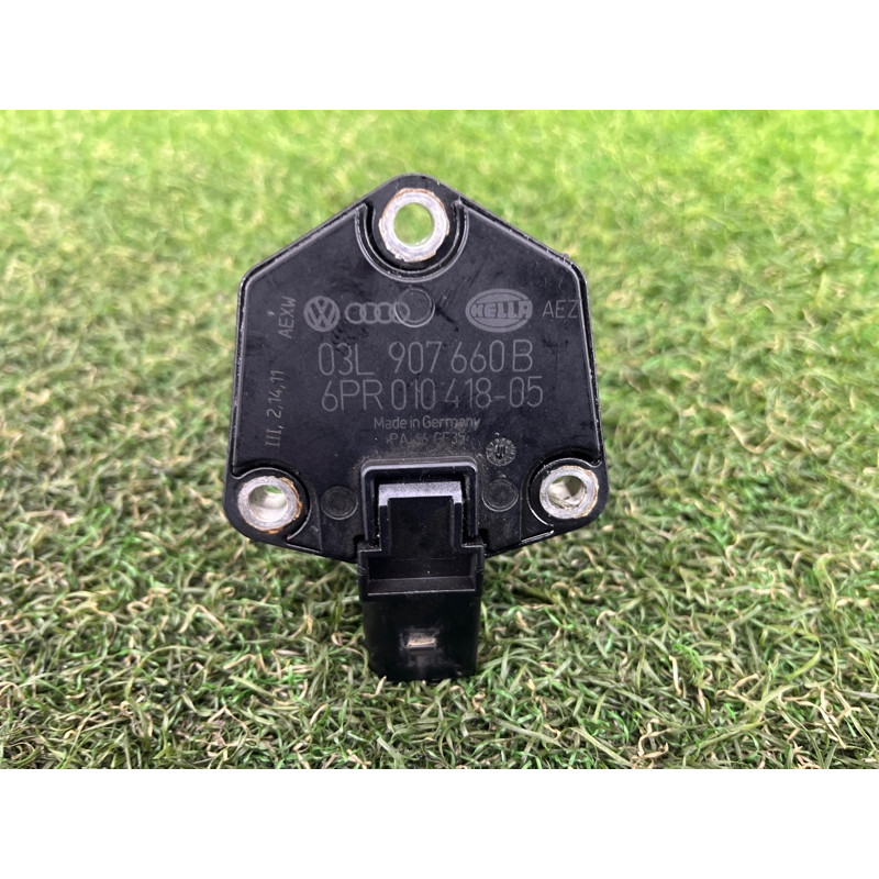 Датчик уровня масла (электрика двигателя) Volkswagen Amarok 2H 2012 2.0 tdi 03L907660B