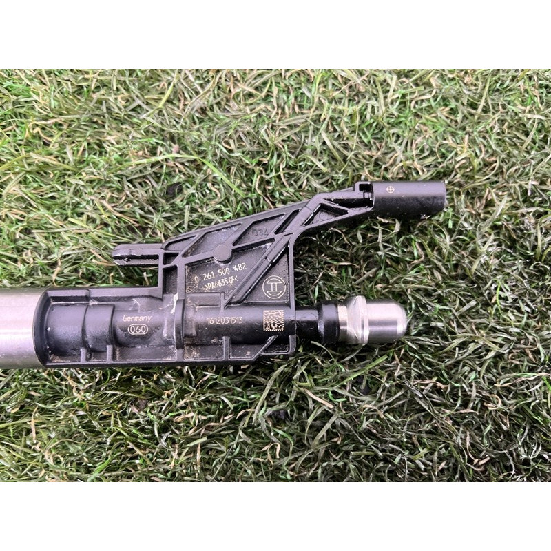 Форсунка паливна (паливна система) BMW 5-series G30 2017 2.0 B46B20 13538625396