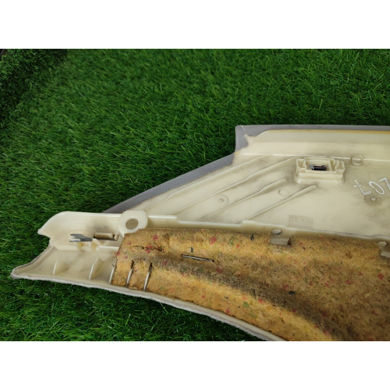 Обшивка Стойки (салон) BMW 5-series E60 M54b30 51437027091