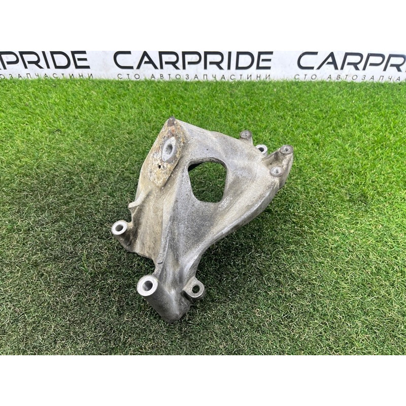 Кронштейн двигателя (кронштейны двигателя) Volkswagen Amarok 2H 2012 2.0 tdi 03L199308