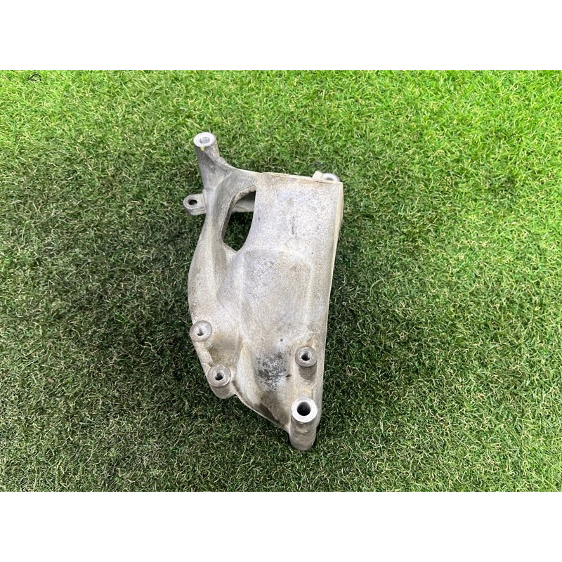 Кронштейн двигателя (кронштейны двигателя) Volkswagen Amarok 2H 2012 2.0 tdi 03L199308