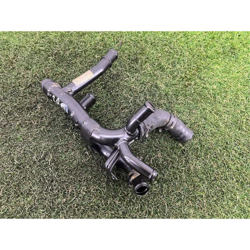 Трубка системы охлаждения (система охлаждения) Volkswagen Amarok 2H 2012 2.0 tdi 03L121049G