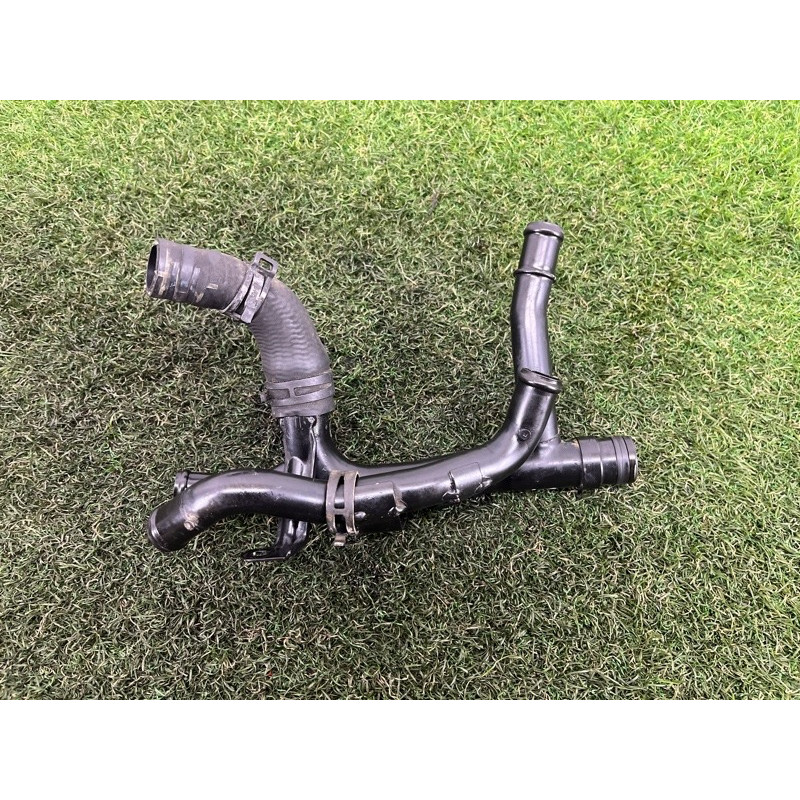 Трубка системы охлаждения (система охлаждения) Volkswagen Amarok 2H 2012 2.0 tdi 03L121049G