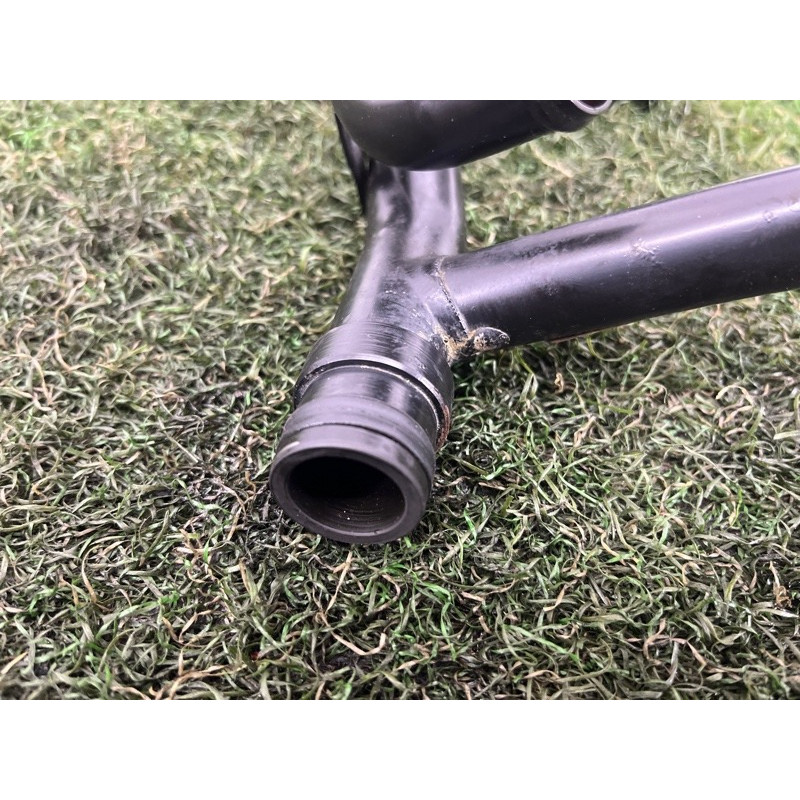 Трубка системы охлаждения (система охлаждения) Volkswagen Amarok 2H 2012 2.0 tdi 03L121049G