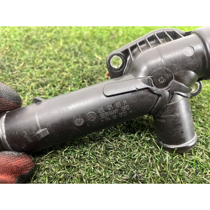 Фланец системы охлаждения (система охлаждения) Volkswagen Amarok 2H 2012 2.0 tdi 03L121131M