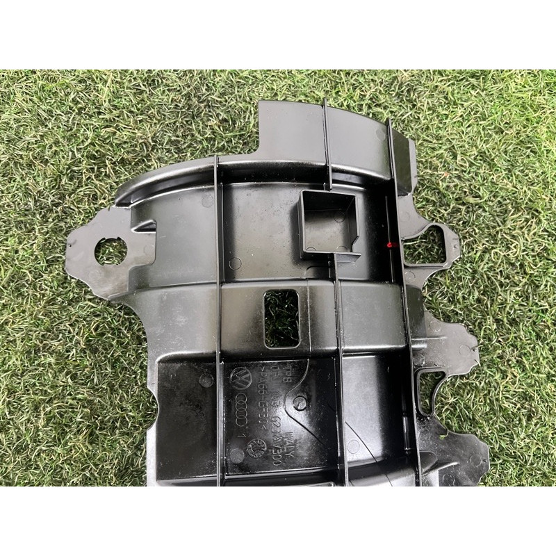 Маслоотражатель (двигатель и элементы) Volkswagen Amarok 2H 2012 2.0 tdi 03L103623A