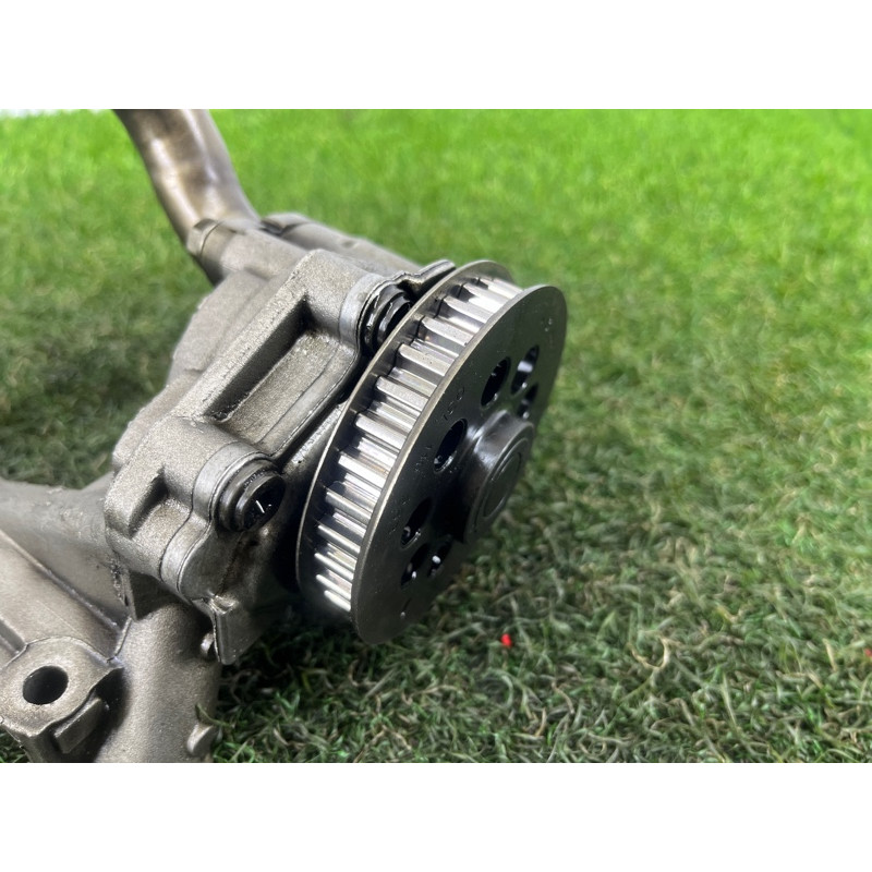 Маслонасос (двигатель и элементы) Volkswagen Amarok 2H 2012 2.0 tdi 03L115105B