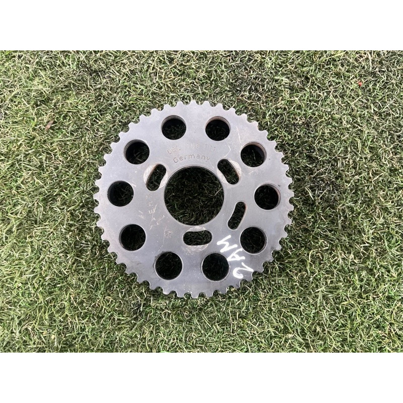 Шестерня распредвала (двигатель и элементы) Volkswagen Amarok 2H 2012 2.0 tdi 03L109111