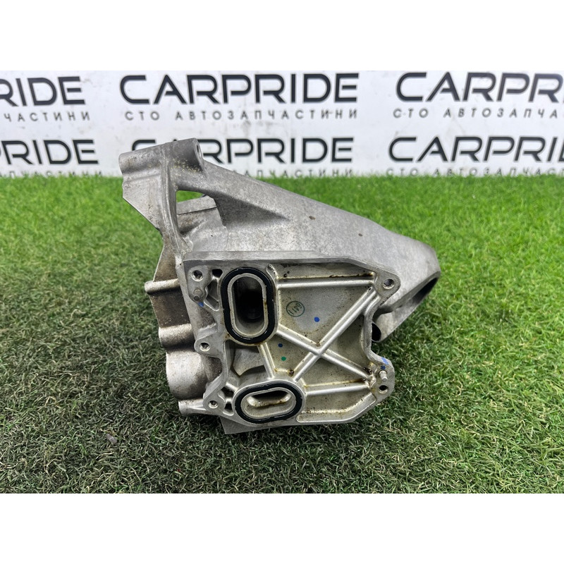 Корпус масляного фильтра (двигатель и элементы) Volkswagen Touareg FL 2015 3.6 03H115403T