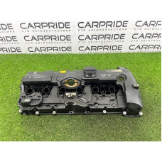 Крышка клапанов