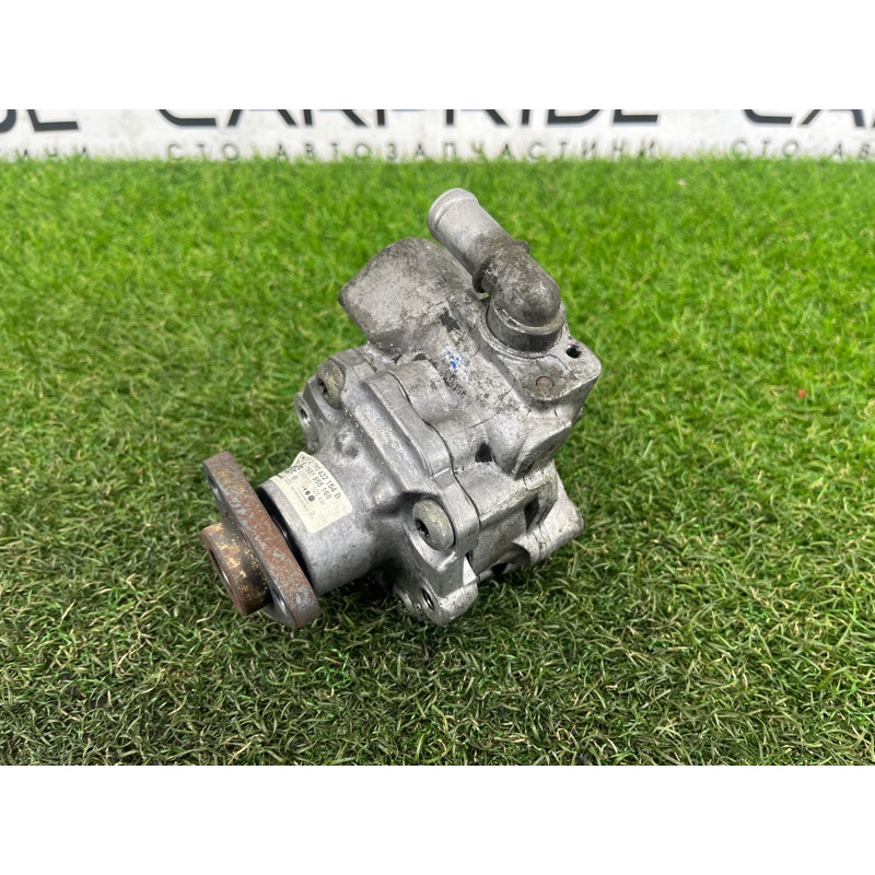 Насос гидроусилителя руля (рулевое управление) Volkswagen Touareg II NF 2013 3.0 7P6422154A