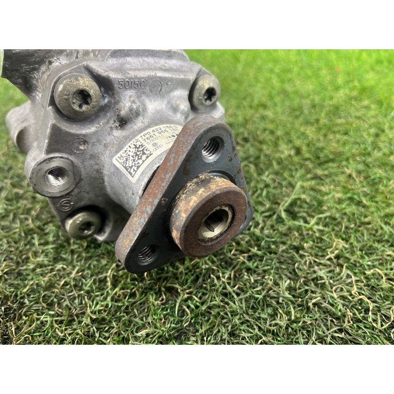 Насос гидроусилителя руля (рулевое управление) Volkswagen Touareg II NF 2013 3.0 7P6422154A