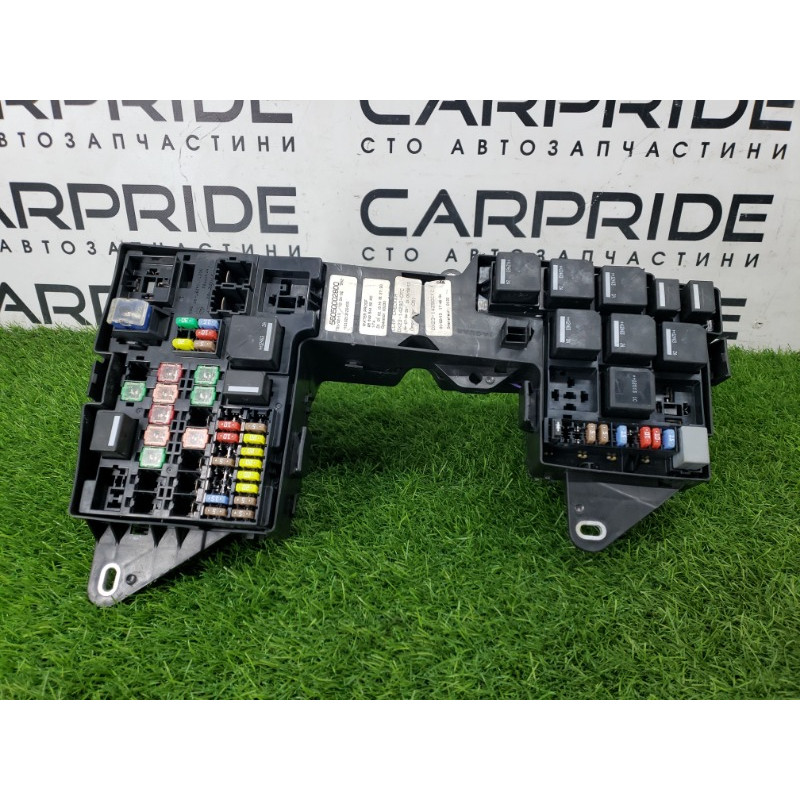 Блок запобіжників (електрика) Jaguar XF X250 2014 56050002800