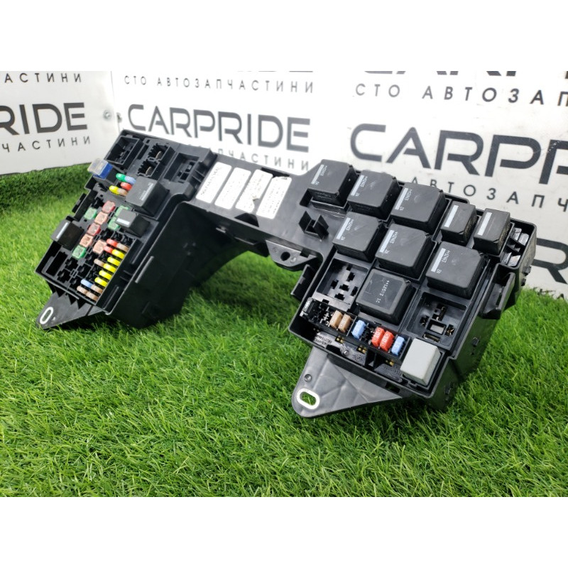 Блок запобіжників (електрика) Jaguar XF X250 2014 56050002800