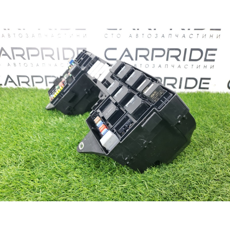 Блок запобіжників (електрика) Jaguar XF X250 2014 56050002800