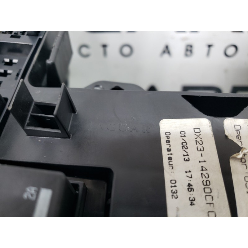 Блок запобіжників (електрика) Jaguar XF X250 2014 56050002800