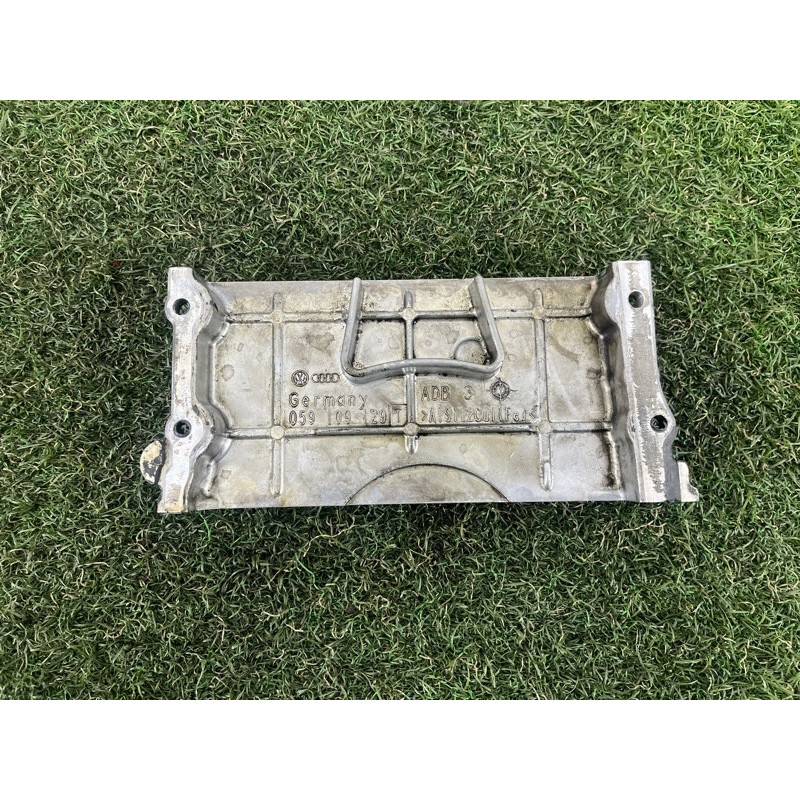 Кришка ГБЦ (двигун та елементи) Volkswagen Touareg II NF 2013 3.0 059109129T