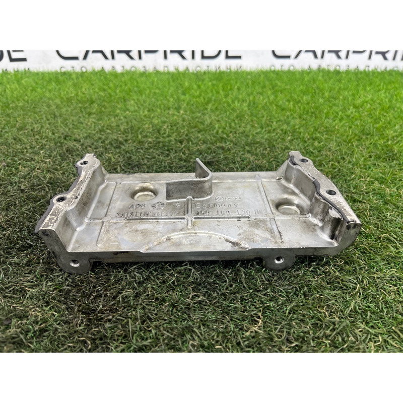 Кришка ГБЦ (двигун та елементи) Volkswagen Touareg II NF 2013 3.0 059109130P