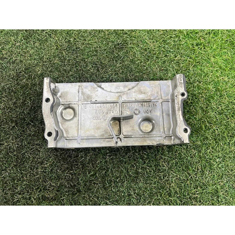Кришка ГБЦ (двигун та елементи) Volkswagen Touareg II NF 2013 3.0 059109130P