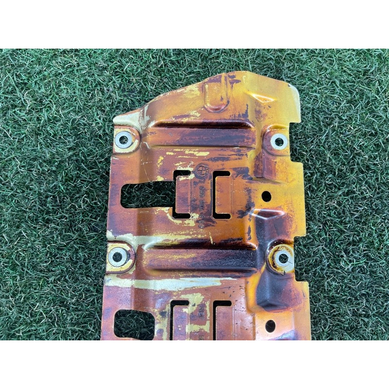 Маслоотражатель (двигатель и элементы) BMW X3 F25 2012 3.0 11137555904