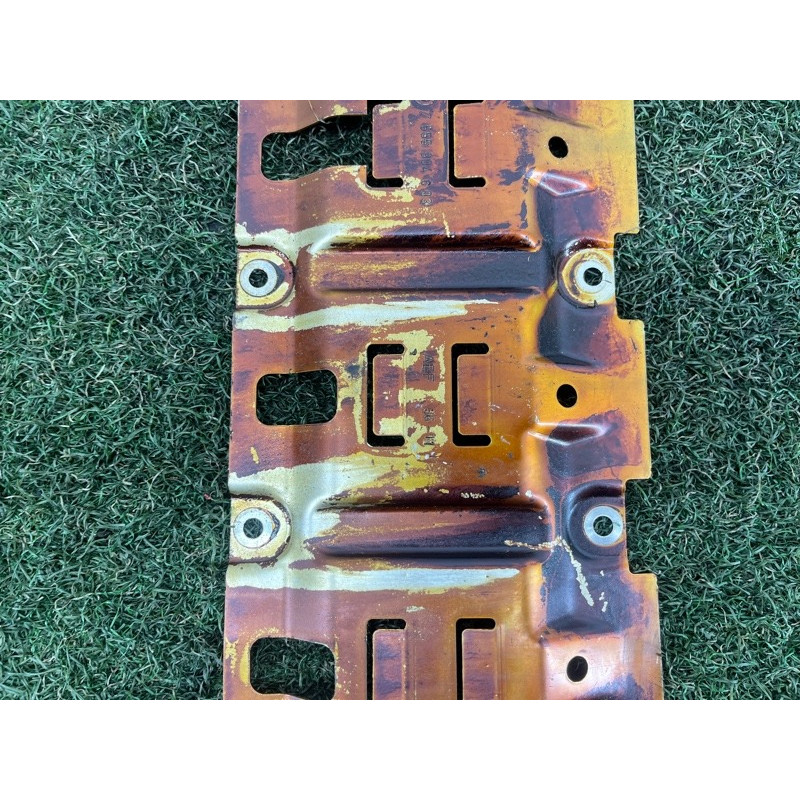 Маслоотражатель (двигатель и элементы) BMW X3 F25 2012 3.0 11137555904