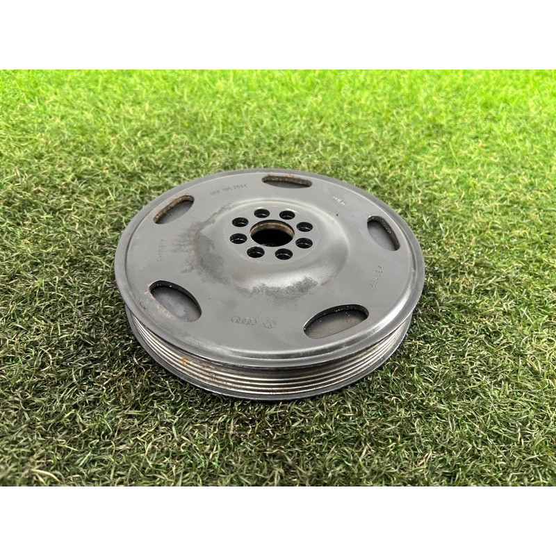 Шкив коленвала (двигатель и элементы) AUDI Q5 8R 2012 3.2 CALB 06E105251C