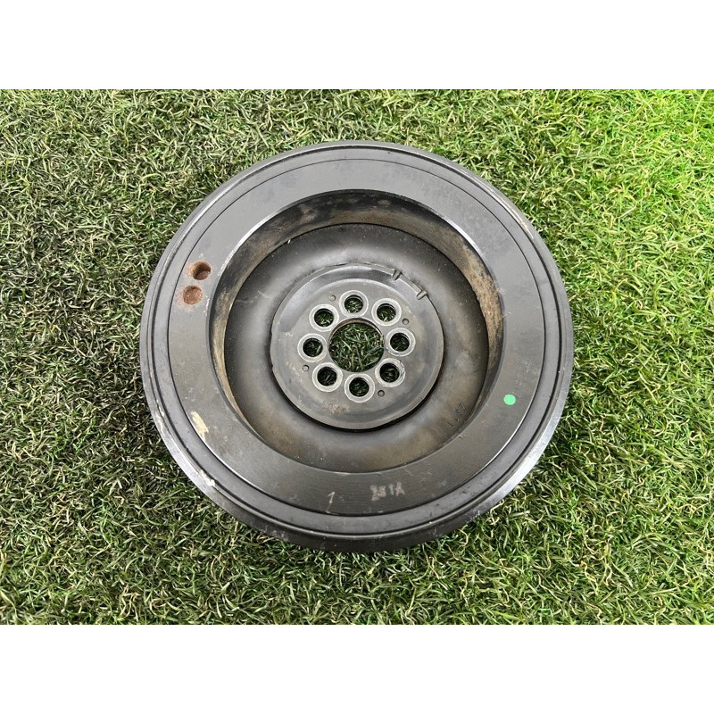 Шкив коленвала (двигатель и элементы) AUDI Q5 8R 2012 3.2 CALB 06E105251C