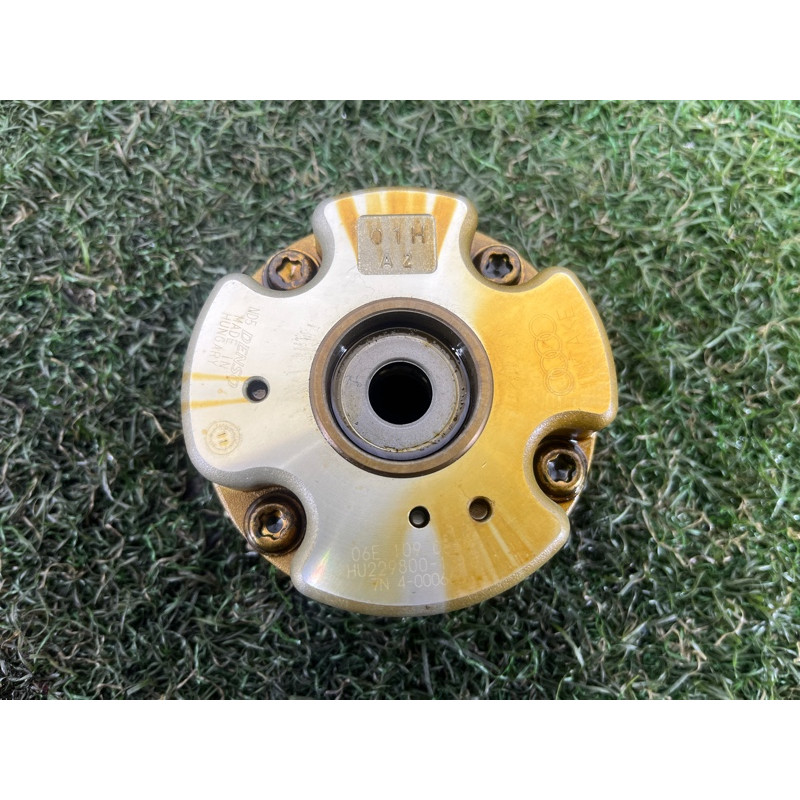 Регулятор фаз газораспределения (двигатель и элементы) AUDI Q5 8R 2012 3.2 CALB 06E109083M