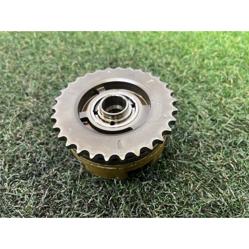 Регулятор фаз газораспределения (двигатель и элементы) AUDI Q5 8R 2012 3.2 CALB 06E109084M