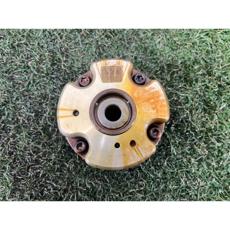 Регулятор фаз газораспределения (двигатель и элементы) AUDI Q5 8R 2012 3.2 CALB 06E109083M