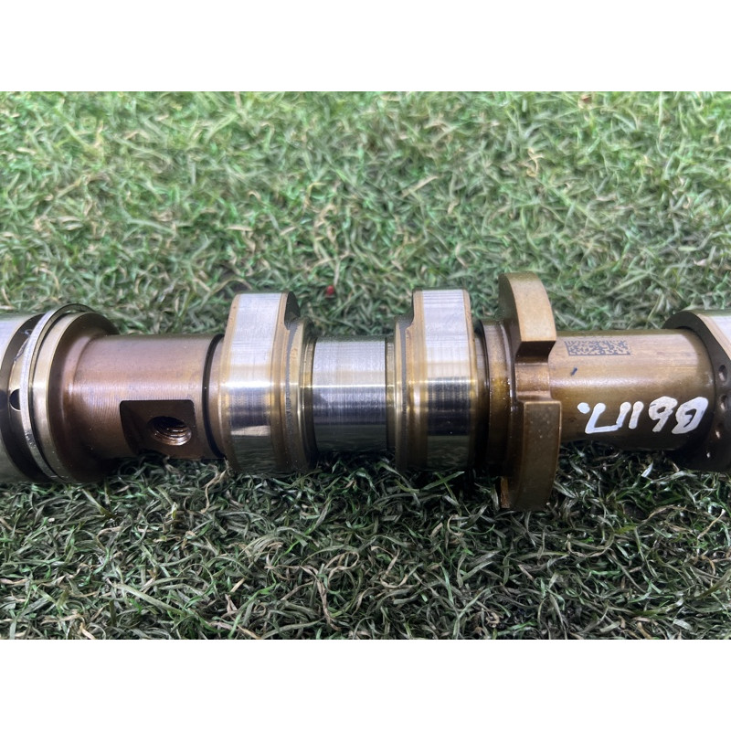 Распредвал выпускной (двигатель и элементы) AUDI Q5 8R 2012 3.2 CALB 06E109102BA