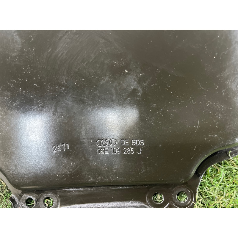 Крышка гбц (двигатель и элементы) AUDI Q5 8R 2012 3.2 CALB 06E109285J