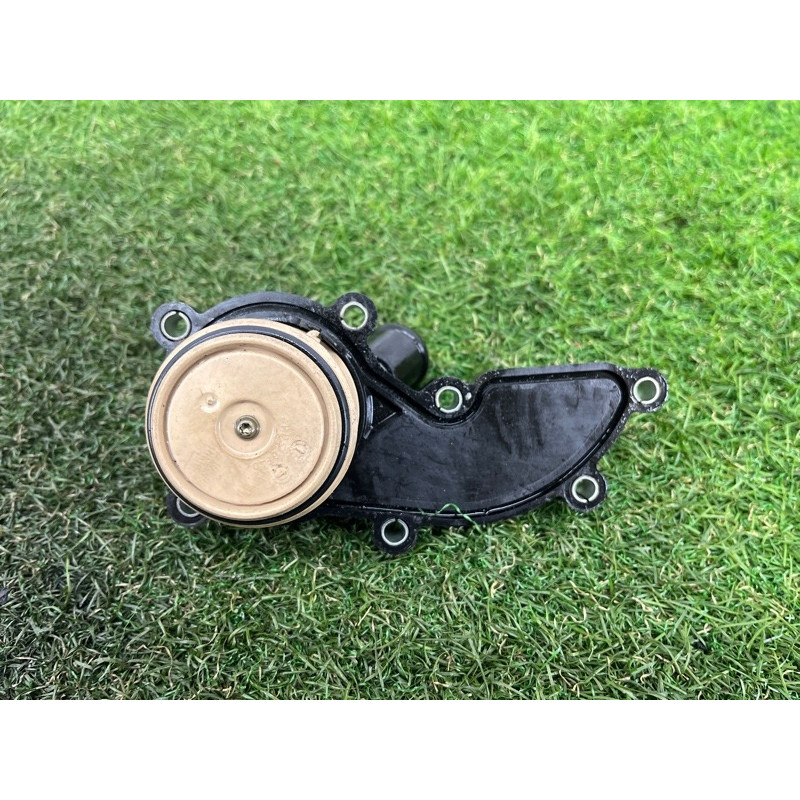 Корпус термостата (система охлаждения) AUDI Q5 8R 2012 3.2 CALB 06E121111M