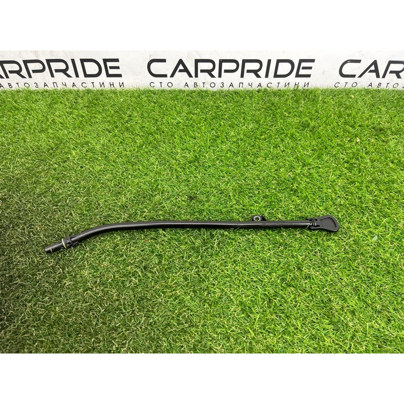 Направляющая масляного щупа (двигатель и элементы) AUDI Q5 8R 2012 3.2 CALB 06E115630B